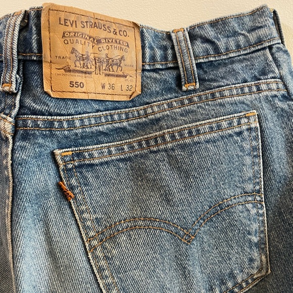 Vintage Levi’s 550 34’ - Picture 3 of 3